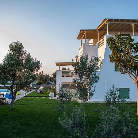 Jkg Oikia Villa